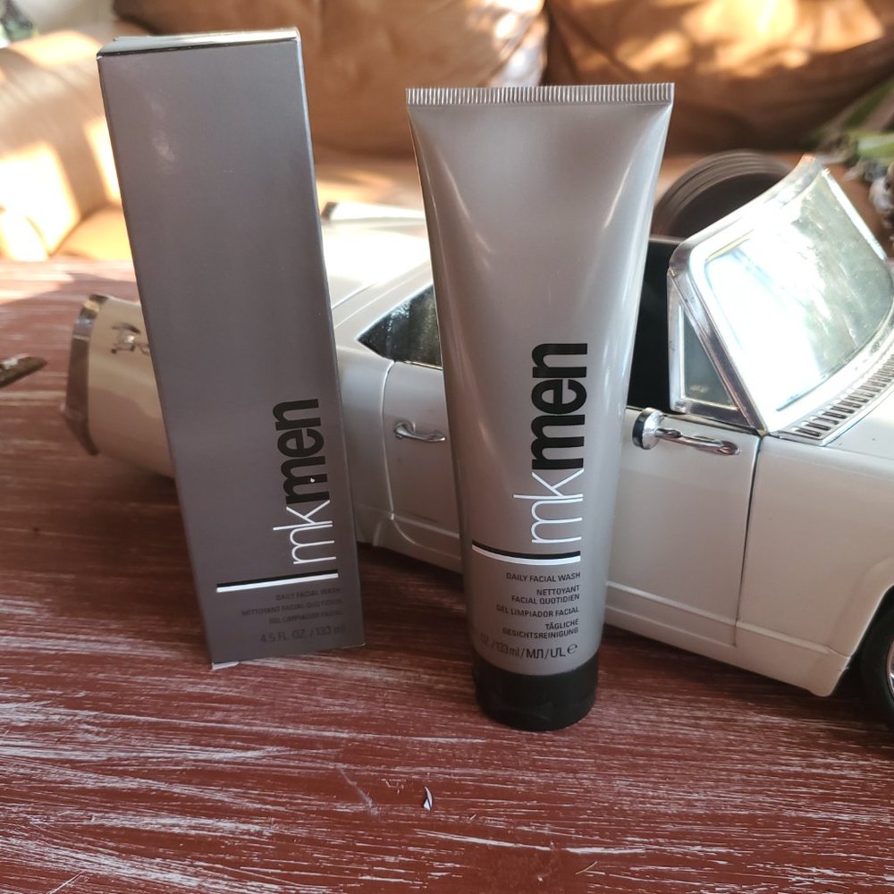 Men's Daily Facial Wash - Mary Kay